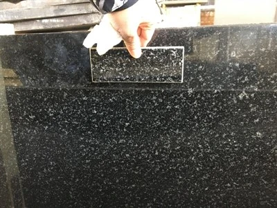 Granit Perak Hitam