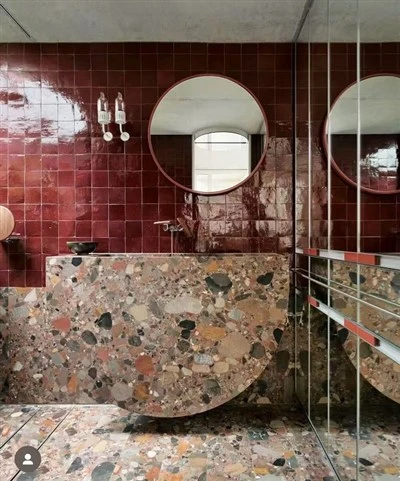 Granit Marinasi Merah