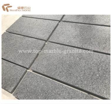 Waterjet Flamed Angola dari Ubin Granit Hitam
