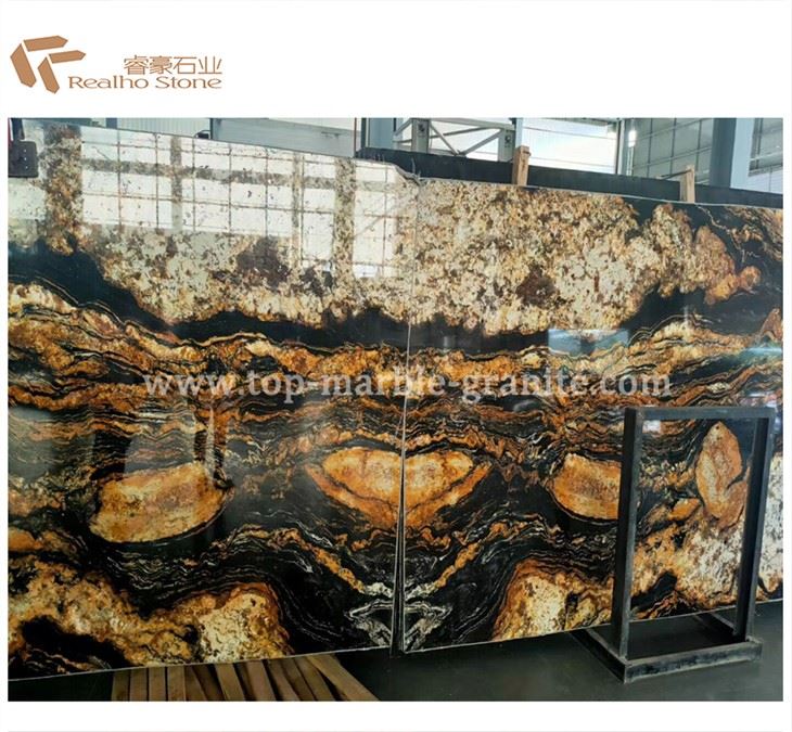 Granit Hitam Brasil Dengan Tekstur Emas