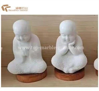 Patung Marmer Biksu Kecil Dengan Desain Berbeda