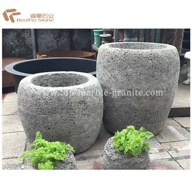 Pot Bunga Batu Dari Lava Basalt Untuk Taman